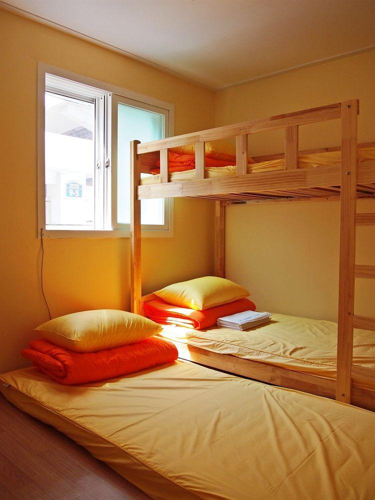 710 Guesthouse Yellow Puszan Kültér fotó