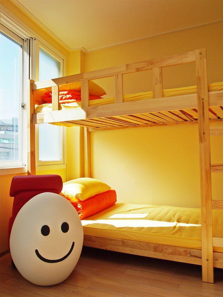 710 Guesthouse Yellow Puszan Kültér fotó